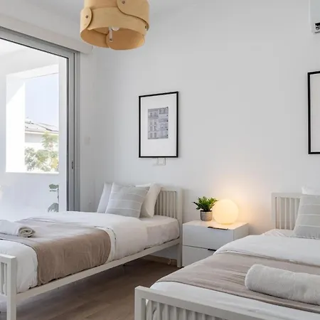Valleria - 2 Bedroom W Pool In Larnaca
