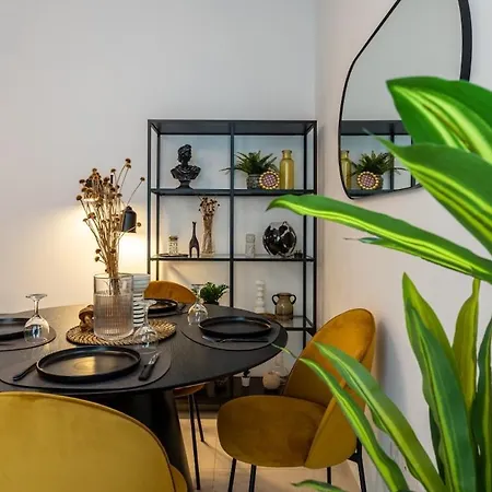 Apartment Valleria - 2 Bedroom W Pool In Larnaca