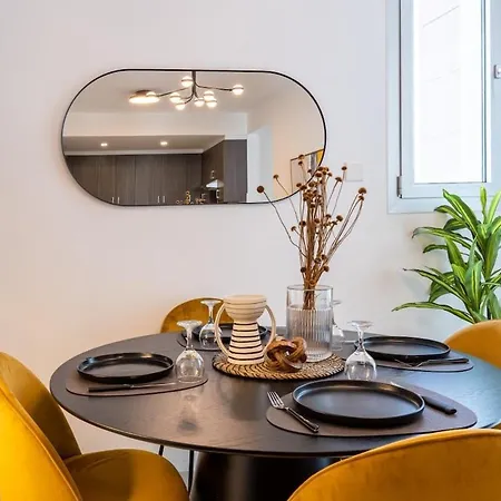 Valleria - 2 Bedroom W Pool In Апартаменты