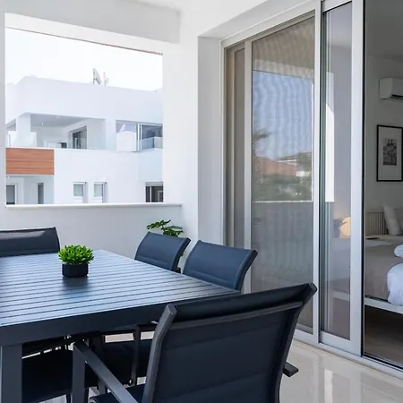 Valleria - 2 Bedroom W Pool In * Λάρνακα