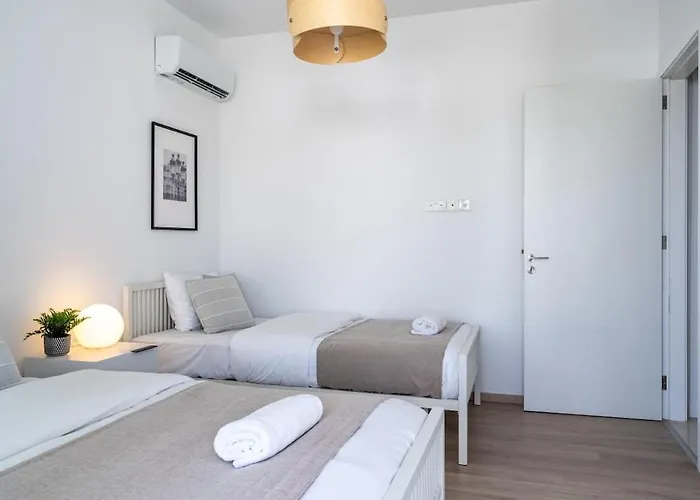 Valleria - 2 Bedroom W Pool In Apartmán Larnaca