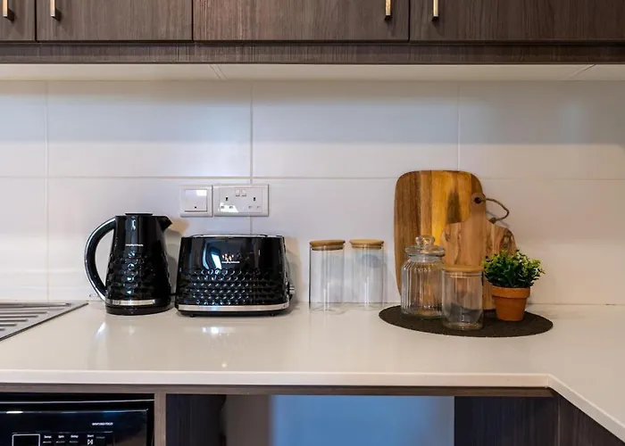 Valleria - 2 Bedroom W Pool In ラルナカ